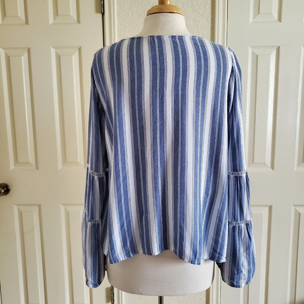Hollister Womens Stripe Tie Front Bohemian Long Bell Sleeve Tunic Top Size L - Picture 4 of 6